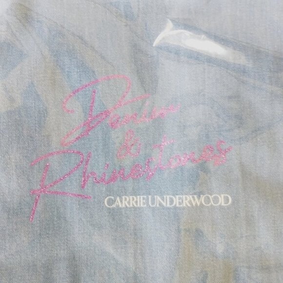 Carrie Underwood Denim & Rhinestones Tour Merch Box Set NWT Lanyard Pin Bag Tag - Picture 3 of 7